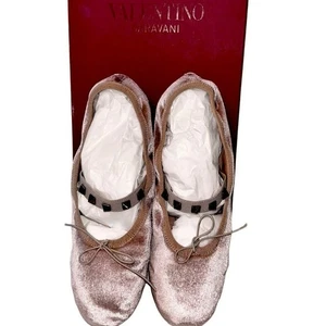 $545 VALENTINO GARAVANI Nude Velvet Ballerina Rockstud Velvet Flats 6.5 - 7/ 37 - Picture 1 of 10