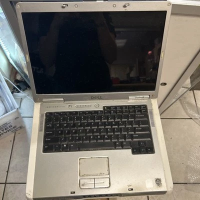 Laptop Dell Inspiron E1505 15" Core Foto 1 de 4