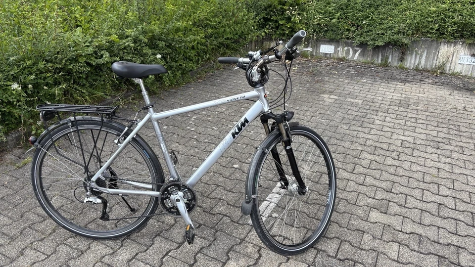 Vélo  - Bild 1 von 4