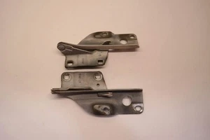05-19 NISSAN FRONTIER FRONT HOOD HINGE SET LEFT AND RIGHT OEM - Picture 1 of 12