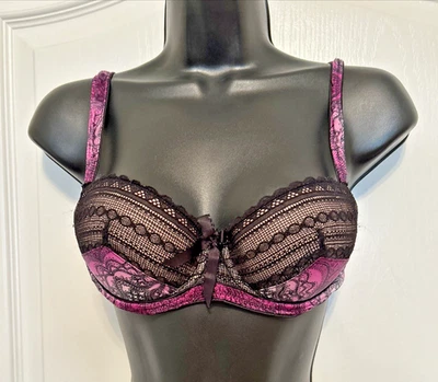 Sujetador Pleasure State Etiqueta Blanca Push Up Con Aros Encaje Negro Talla 34B Foto 1 de 4