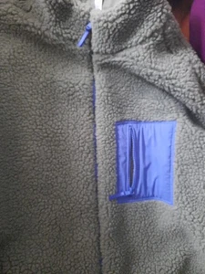 Schöne Dicke Teddyjacke - Bild 1 von 8