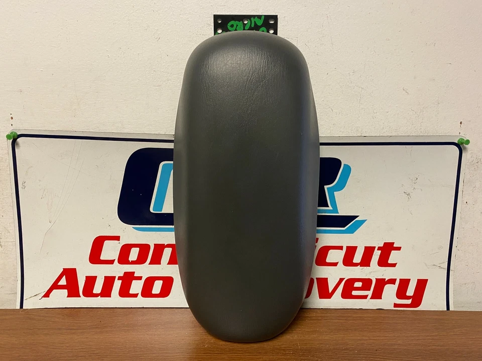 Oldsmobile Alero 2001 tapa de consola #107 ver fotos Foto 1 de 4