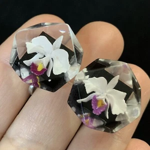Vtg Iris Inclusion Clear Faceted Acrylic Floral Screw Back Earrings OOAK 3/4” - Picture 1 of 5