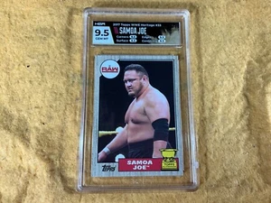 O11-77 WRESTLING CARD - SAMOA JOE - 2017 TOPPS WWE HERITAGE #33 - HGR GRADE 9.5 - Picture 1 of 7