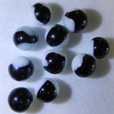 #20041m Vintage Group of 10 Peltier Glass Peerless Patch Marbles .58 to .66 Inch - Image 1 of 4