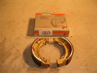 Zapatas de freno traseras Ferodo para Suzuki RM100, RM125 y TS125 Foto 1 de 4