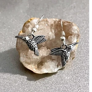 Nuevo -Pendientes Colibrí Plata de Ley -Pájaro Pequeño - Regalo Boho Inspirado en la Naturaleza - Imagen 1 de 14