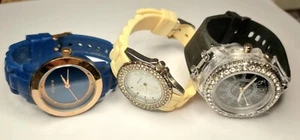 Konvolut 3 Damen Armbanduhren (Pilgrim, Sekonda, Genf) - Bild 1 von 5