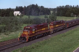SF Slide originale DMIR Missabe SD38AC #202+212 con treno - Saginaw MN 1988 - Foto 1 di 1