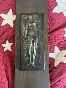 MCM Sculptor Stephen Stoller Metal Composite Plaque Against Wood 12 X 7.5” - Picture 1 of 15