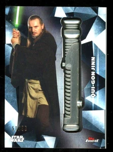 QUI-GON JINN 2018 Star Wars Topps Finest LIGHT SABER Medallion Parallel SP /99 - Picture 1 of 2