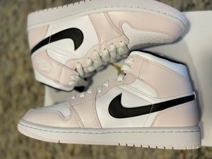 nike air jordan 1 mid barely rose pink