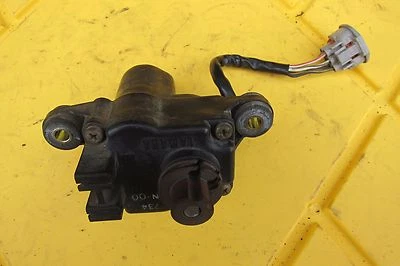 Yamaha FZR600 1997 FZR válvula exup solenoide Foto 1 de 4