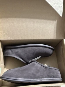 New Kirkland Signature Men's Clog Slippers Brown Shearling Sheepskin Size 10 - Picture 1 of 4