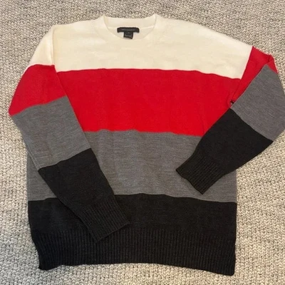 Suéter French Connection rojo, gris y negro bloques de color Foto 1 de 4