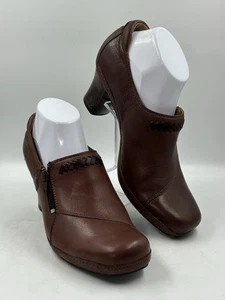 Zapatos Clark Marca Artesanal Marrón Cremallera Lateral con Detalle de Encaje Talla 9.5 M - Imagen 1 de 15
