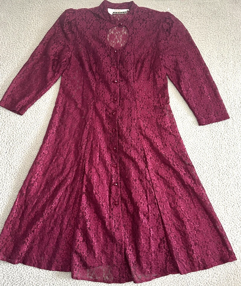 Maxi plumero de encaje vintage años 90 talla 18 puro capricho regencia núcleo romántico Foto 1 de 4