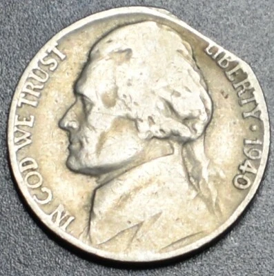 Jefferson Nickel 58A 1940 error recortado Foto 1 de 2