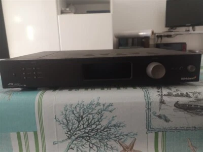 Preamplificatore Hi-Fi Tag McLaren Audio DPA32R nero, fascia alta - Immagine 1 di 4