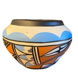 Vintage Southwestern Pottery Vase Taos New Mexico Sunflower Pottery 1997 - Picture 1 of 7