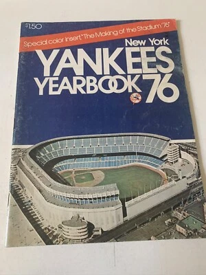 New York Yankees Official 1976 Yearbook w Special Making of the Stadium Insert - Image 1 of 2
