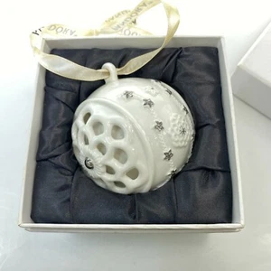 PANDORA Christmas Ornament Porcelain Ball White 2011 - Picture 1 of 10