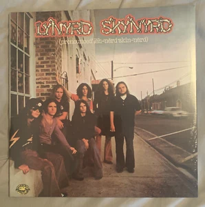 LYNYRD SKYNYRD PRONOUNCED ‘ LEH-NERD ‘SKIN-NERD 1ST ALBUM LIMITED BLUE VINYL NEW - Imagen 1 de 5