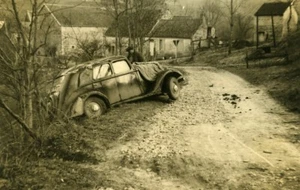 France Memories of a Tow Truck Car Wreck Accident Old Photo 1935 - Foto 1 di 3