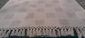 Antico copriletto matrimoniale in cotone, probabile manufatto sardo metà '900 - Foto 1 di 7