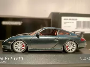 EXTREMELY RARE MINICHAMPS 1/43 2003 PORSCHE 911 (996 II ) OUTSTANDING DETAIL NLA - Picture 1 of 1