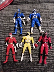 Lot Of Vintage Power Ranger Figures 5.75 Inch Tall  1999 - 2001 - Picture 1 of 18