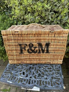 FORTNUM AND MASON F&M WICKER PICNIC BASKET HAMPER - LEATHER STRAP - FREE P&P - Picture 1 of 4