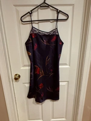 Elegant Nylon Lace Slip NIGHTIE Adjustable Strap Vintage MEDIUM TOP LACE PURPLE - Image 1 of 3