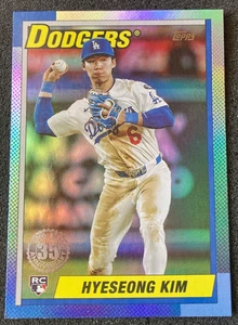 Aggiornamento Topps 2025 #U90-13 Hyeseong Kim 1990 35° Anniversario - Foto 1 di 2