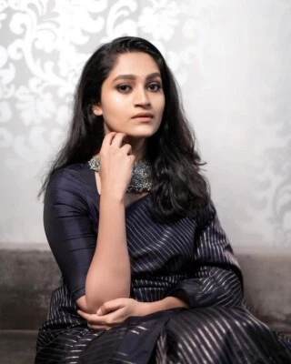 Blusa Sari Bollywood Ropa de Fiesta India Paquistaní Nuevo Sari Boda Diseñador Foto 1 de 4