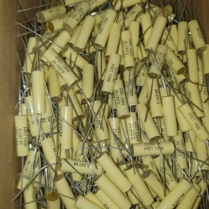 16x NUEVO DE LOTE ANTIGUO RFT 0.047uF 47nF 1000V MKT TAPAS DE TONO GUITARRA AXIAL - REEMPLAZO DE MULLARD.¡! - Imagen 1 de 1