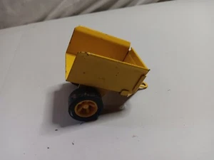 BEMERKENSWERTER TONKA SONNENGELBER OLDTIMER ANHÄNGER 1970 2" L X 2" W  - Bild 1 von 5