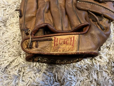 Vintage Hutch Cincinnati Ohio MC Baseball Glove - Image 1 of 4