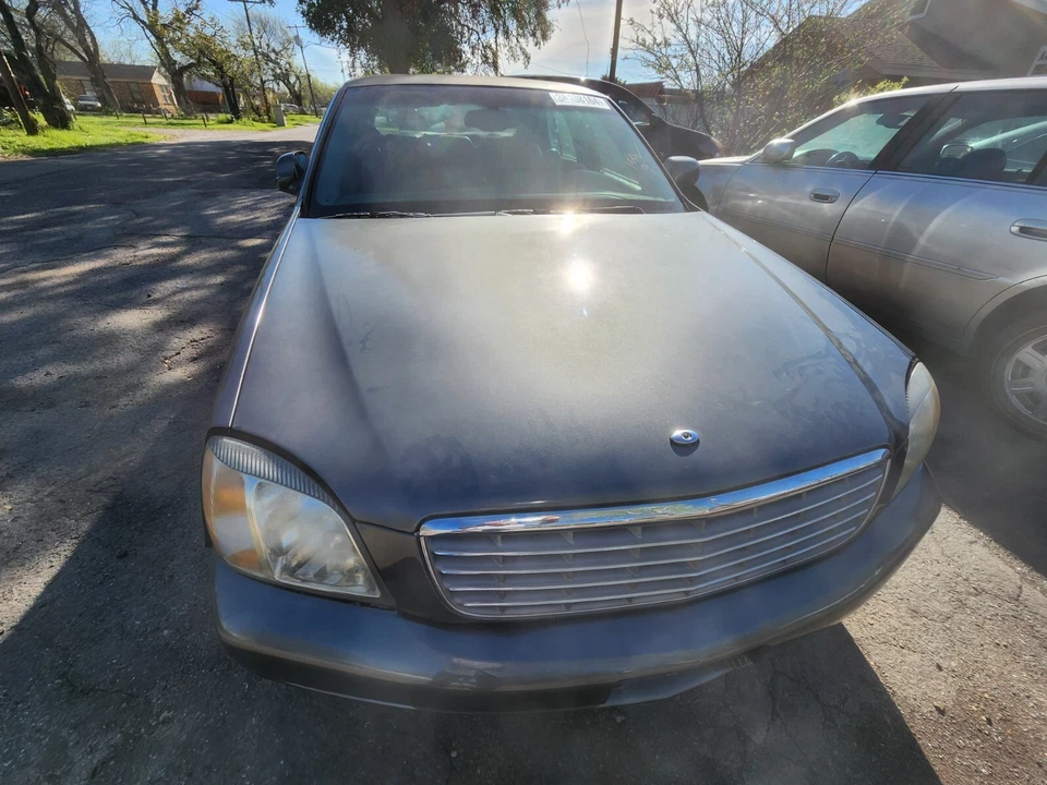 Cadillac Deville Hood 2000 2001 2002 03 2004 2005 Foto 1 de 1