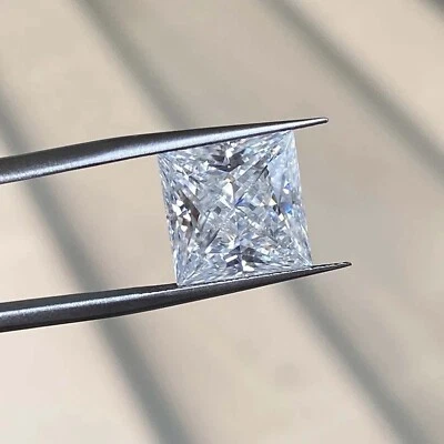 Amazing CVD Loose Diamond 2.02 Ct D-Color Princess Cut FL-Clarity Gemstone 4SUF - Image 1 of 4