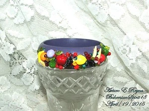 Artist Arturo E.Reyna AWESOME VINTAGE PURPLE LUCITE FRUIT SALAD BANGLE BRACELET - Picture 1 of 4