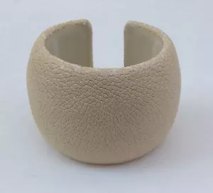 Gorgeous A Cuckoo Moment Beige Leather Bangle Cuff Bracelet - Picture 1 of 5