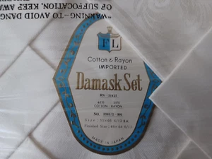 Neu Tischdecke Baumwollmischung Blumen Damast weiß 61" x 50" - Bild 1 von 1