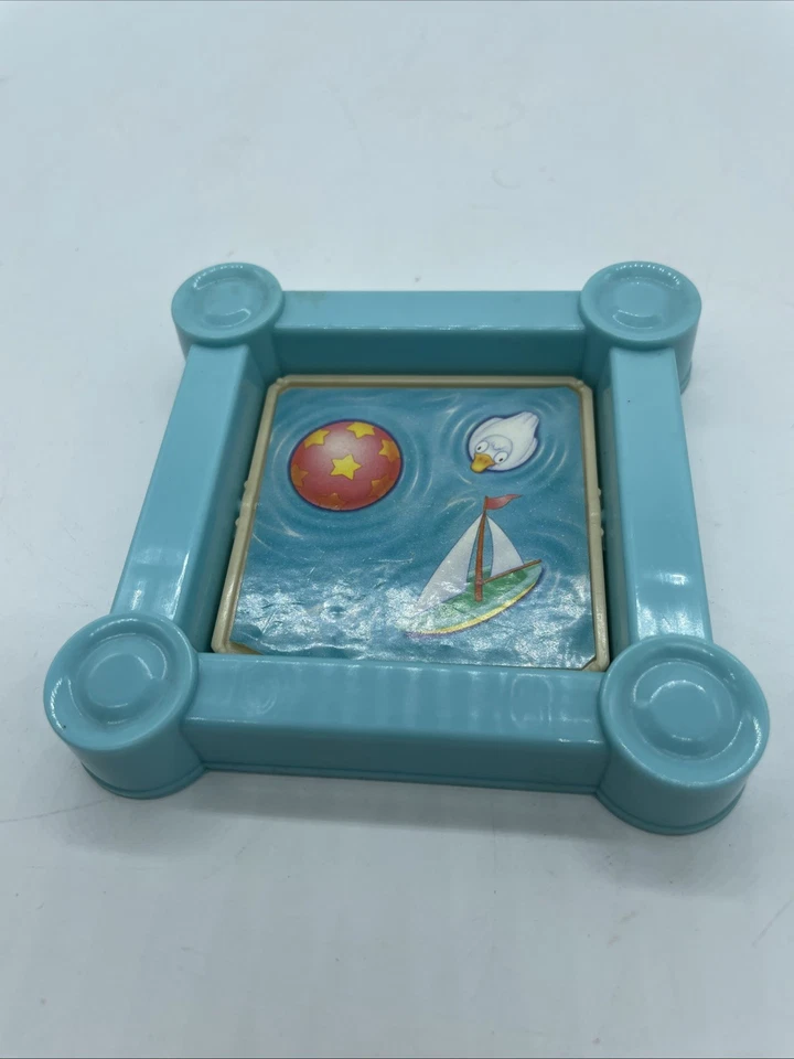 Fisher Price LOVING FAMILY Casa de muñecas ¡PISCINA PARA NIÑOS Y CAJA DE ARENA SE VOLTEA EN EL CENTRO! Foto 1 de 4