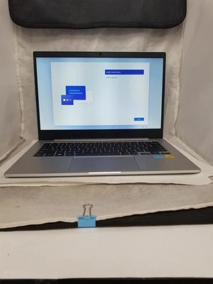 Samsung Galaxy Book Go Snapdragon Gen 2 14" 8GB/256GB Plateado Reducido VW4157 Foto 1 de 4