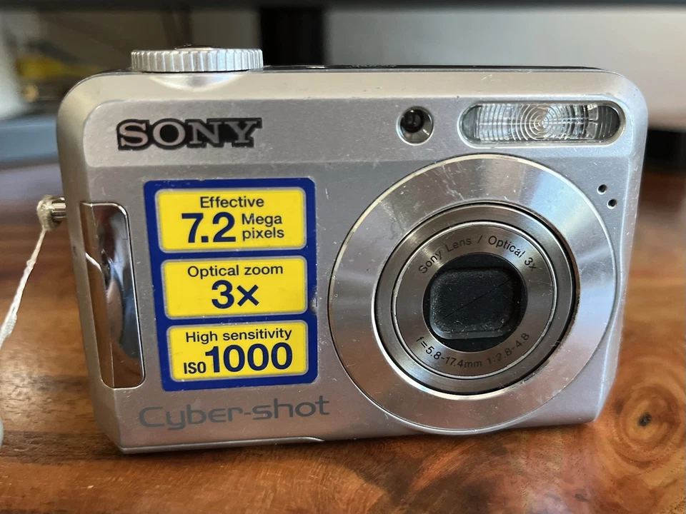 Used Clean Sony Cyber-shot DSC-S650 7.2MP Digital Camera Only Silver *No Charger - Image 1 of 1