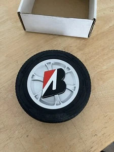 BRIDGESTONE Tire Button New - Talking Tire Button - Picture 1 of 5