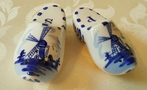 Vintage Blue Delft Holland Shoes Salt & Pepper Hand Painted Windmill MIB - Picture 1 of 8