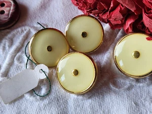 Lot 4 boutons vintage en métal doré creme 1,7 et 2 cm pied ref 6004 - Picture 1 of 4
